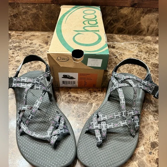 Women’s Chaco sandals size 8 Z cloud X2 - Picture 1 of 4